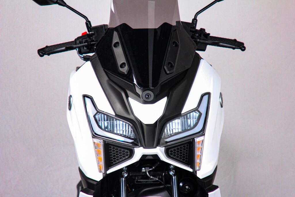SR1-W-9