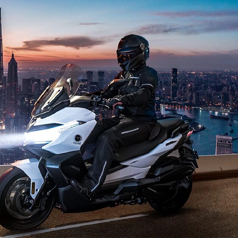 sr4-max-33-800x800-c-default